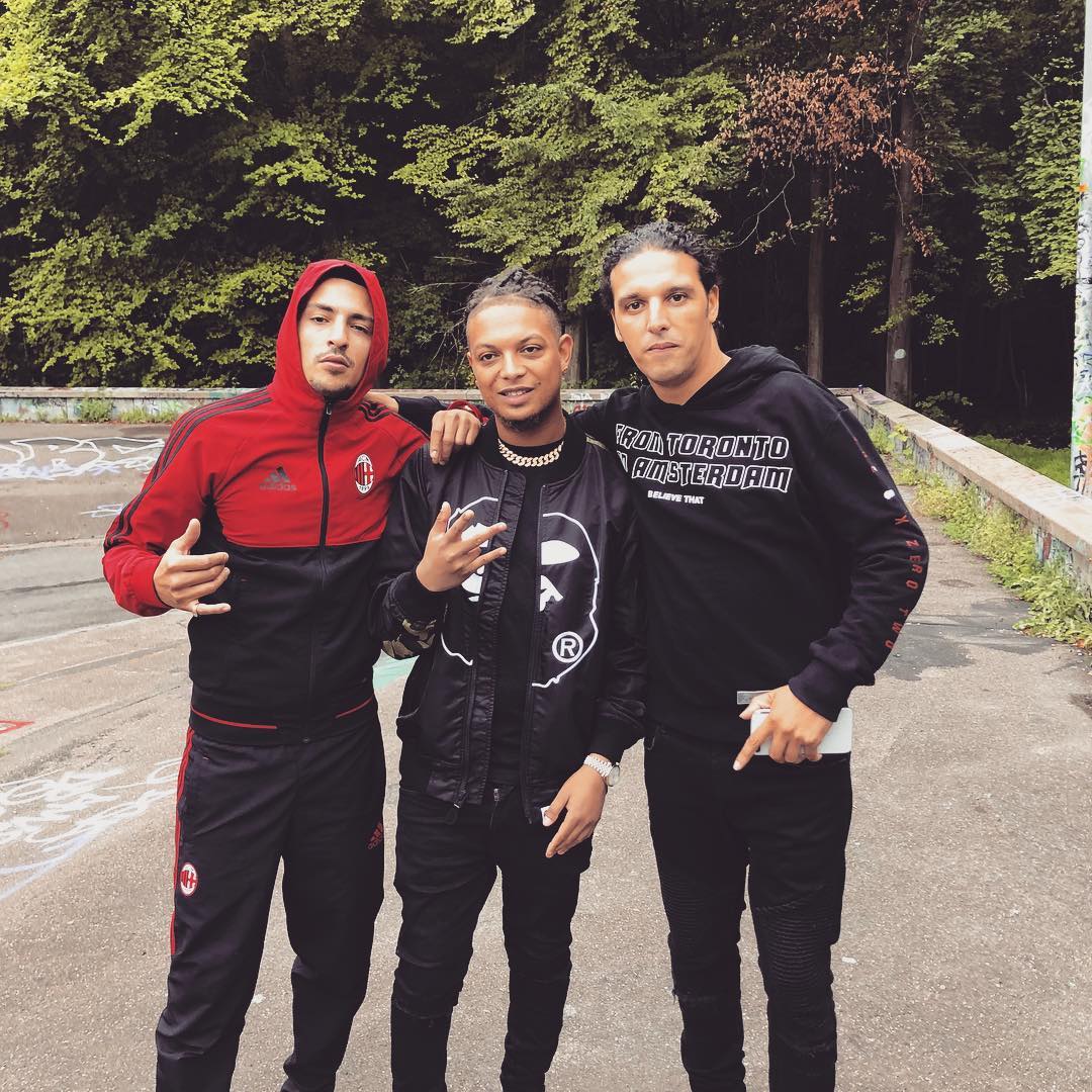 Spectakel (ft. Boef & Ronnie Flex) Lyrics Ali B Songtekst